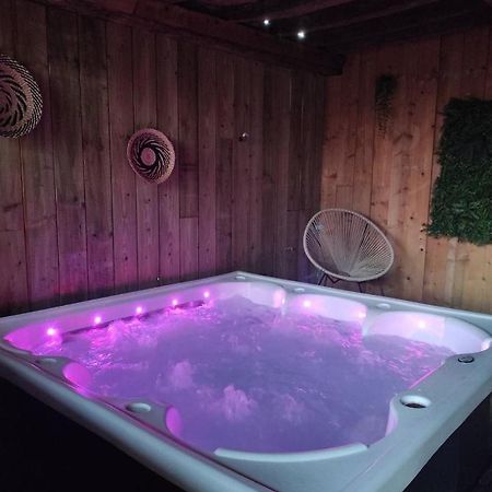 Gite & Spa La Perle Verte Hotel Versainville Buitenkant foto
